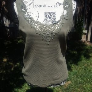 Cute dark green tank